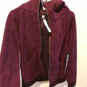 Lululemon sweatshirt